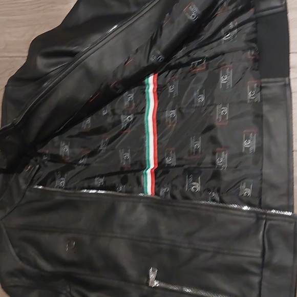 Leather Women's jacket - Picture 2 of 3